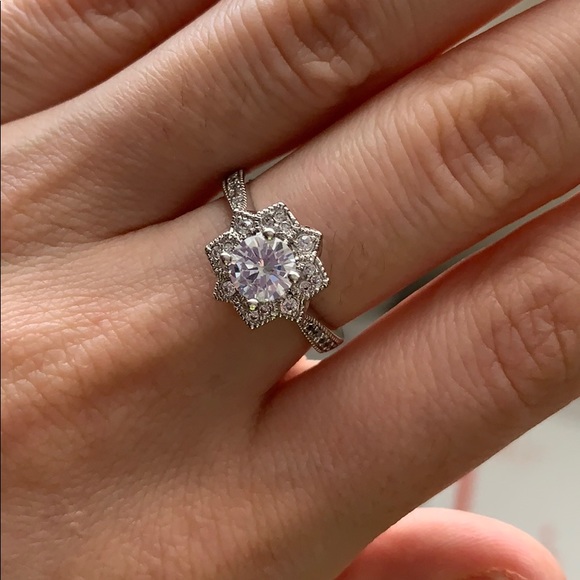 925 Silver Wedding Engagement Ring White Sapphire - Picture 9 of 12